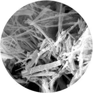 Cristales Penetron bajo microscopio electrónico — formaciones cristalinas creciendo en la red capilar